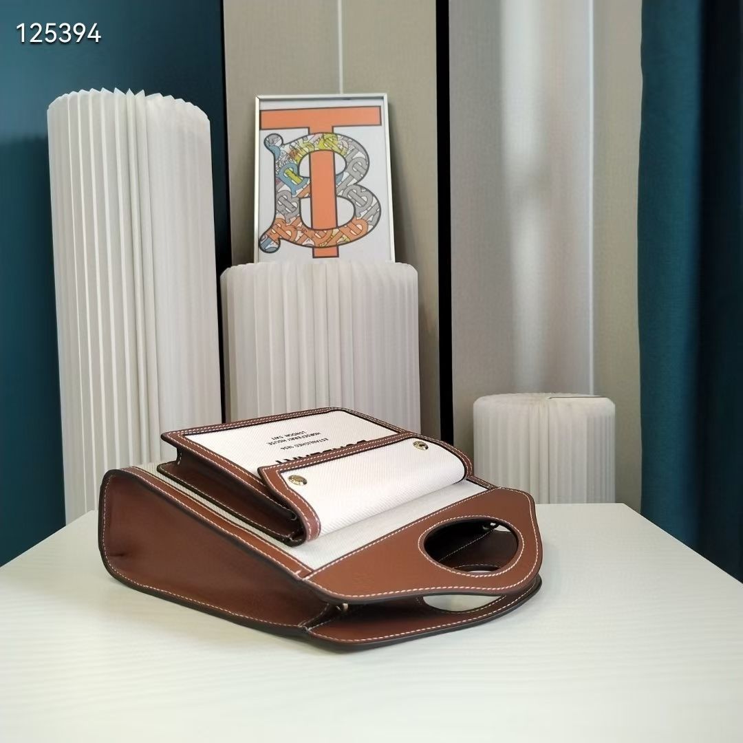 今日特価】BURBERRY 送料無料！ハンドバッグとショルダーバッグ