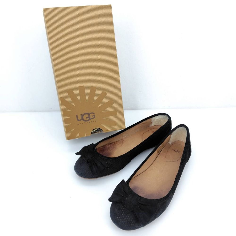 UGGフラットシューズ美品 フラットシューズ （フラットシューズ）｜UGG