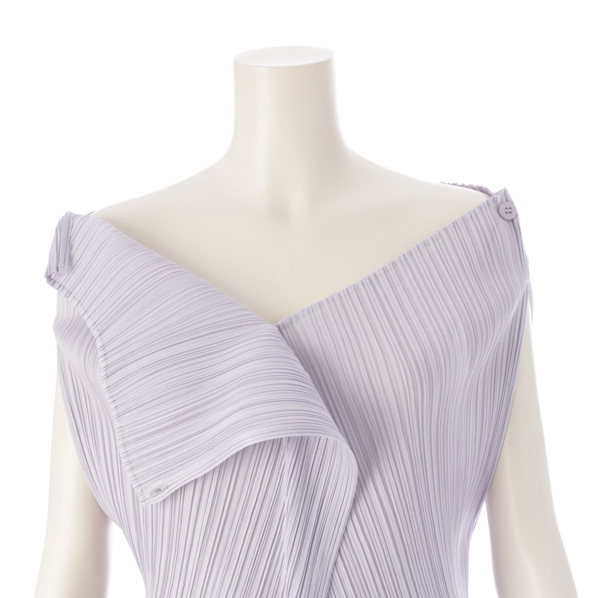 プリーツプリーズ イッセイミヤケ 24年 JULY ノースリーブ