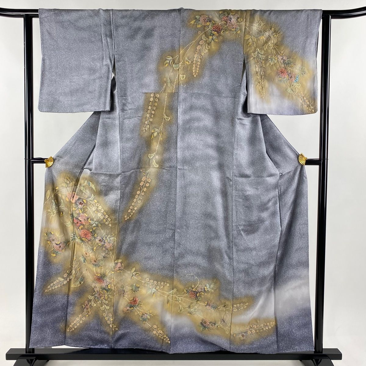 付下げ 身丈157.5cm 裄丈62cm S 袷 草花 絞り 金銀彩 灰色 正絹 名品