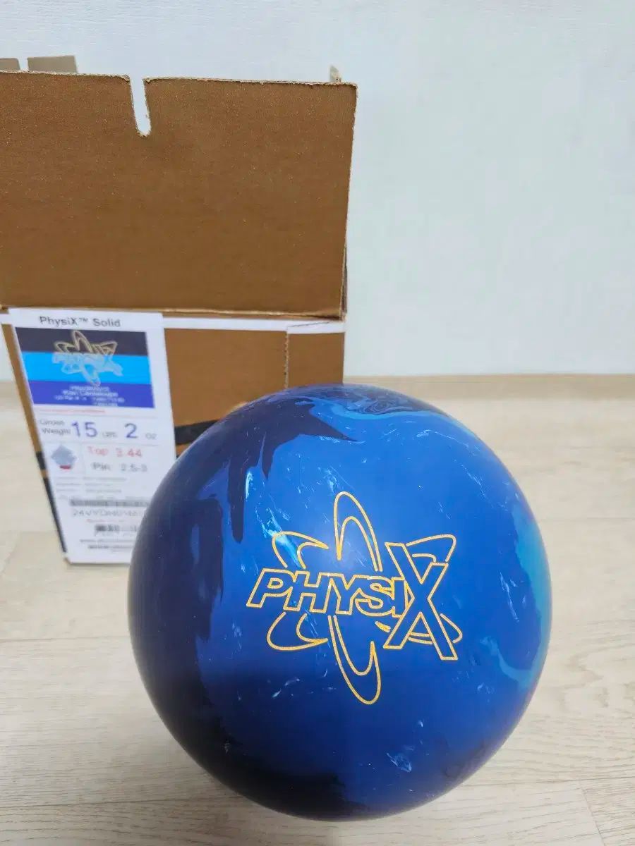 ストーム PhysiX Solid 15パウンド ボーリング 新商品