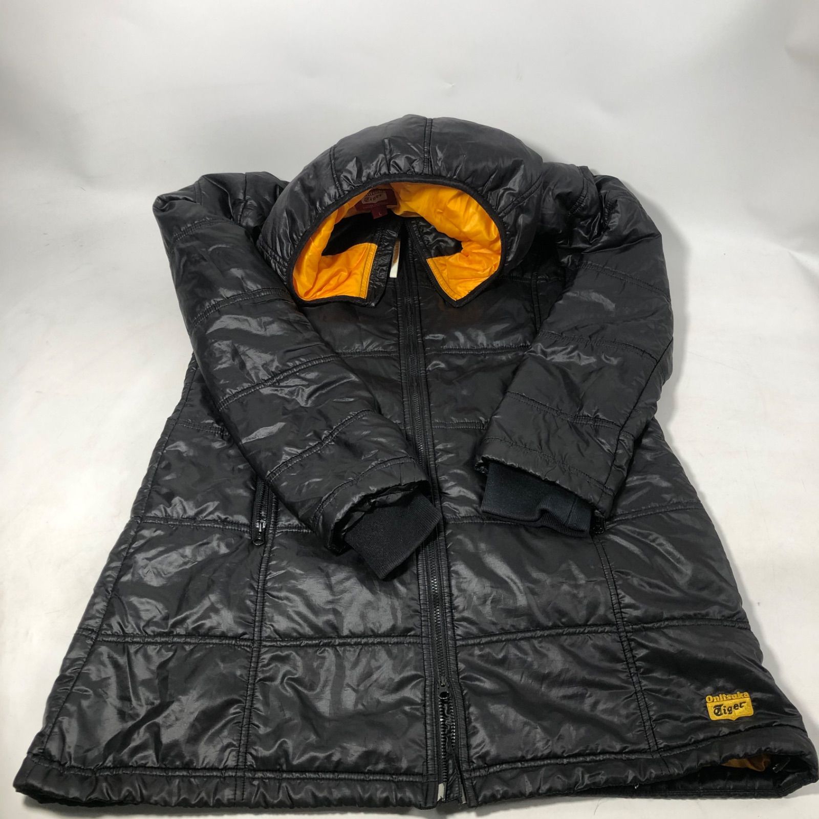 オニツカタイガー プリンテッドボンバージャケット Onitsuka Tiger（オニツカタイガー）の「PRINTED BOMBER JACKET