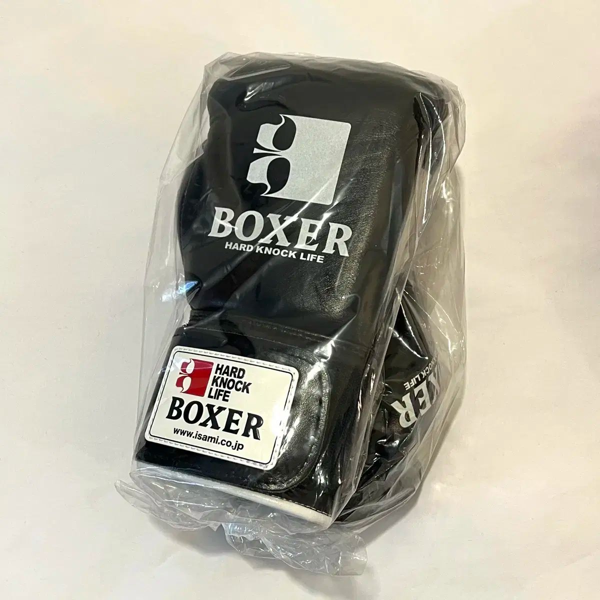 8オンス MS-200B-RED ウイニング(Winnig) ボクシンググローブ マジック