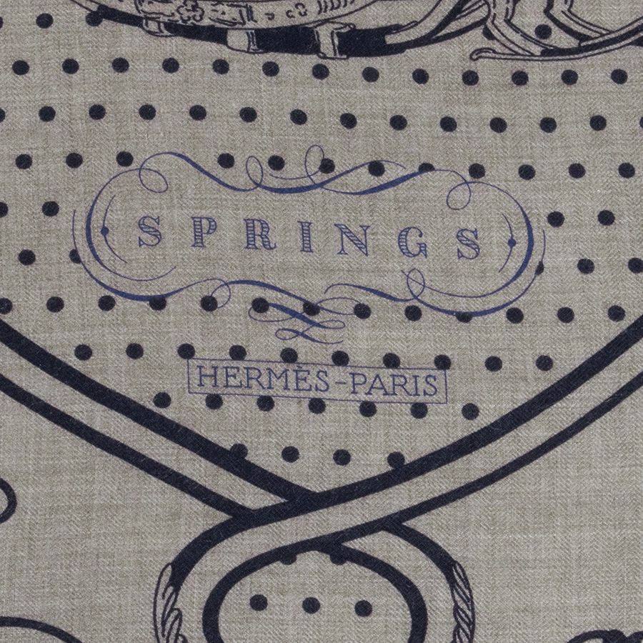 専用　HERMES カシシル　スプリングス　エトゥープ　カレ140 【中古品】 HERMES（エルメス） スカーフ CHALE カレ CARRE GEANT 140