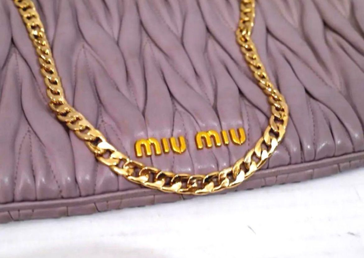 MiuMiu●ナッパクラッチクロスバック BUYMA VINTAGE 中古 MiuMiu○ナッパクラッチクロスバック
