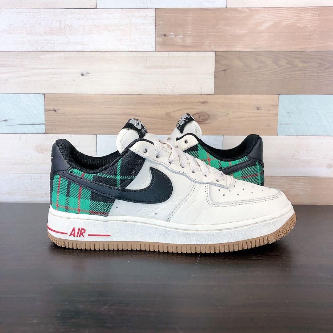 NIKE AIR FORCE 1 07 ナイキ エア フォース 1 07 LX ペール NIKE AIR FORCE 1 07 ナイキ エア フォース 1 07 LX ペール