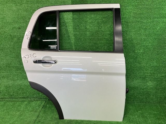 ラパン HE33S 右リアドア モード カメラパッケージ 4WD ニホンイタ M28Q8 68003-80P01 ZVR