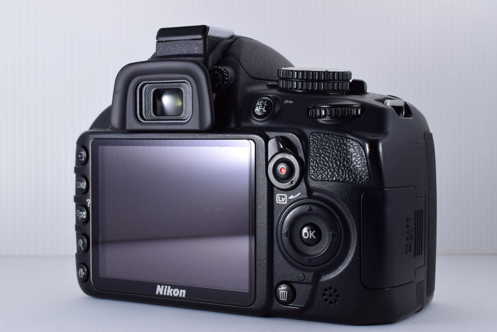 ★訳アリ、美品★ニコン NIKON D3100 ボディ『シャッター数235回』 ☆訳アリ、美品☆ニコン NIKON D3100 ボディ『シャッター数235回