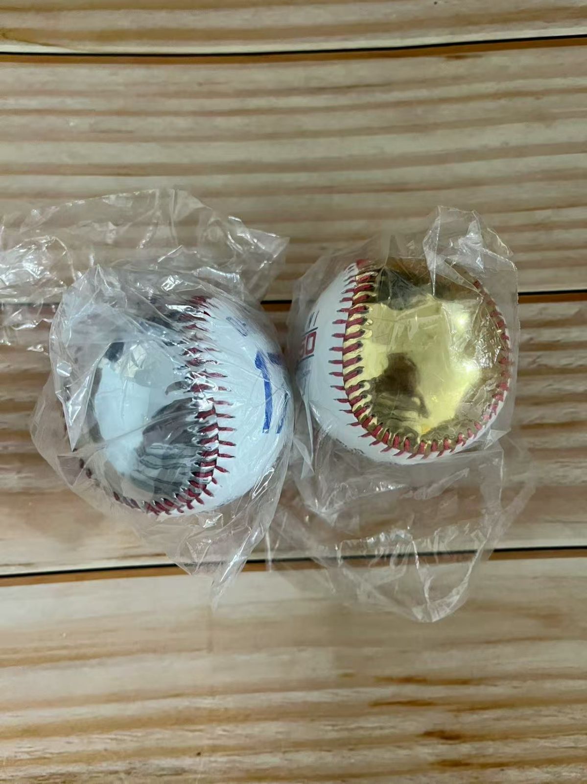 50/50記念　ドジャース　大谷翔平 ホワイトxゴールドボール 2 楽天市場】MLB 大谷翔平 ドジャース ボール 50/50達成記念 Club