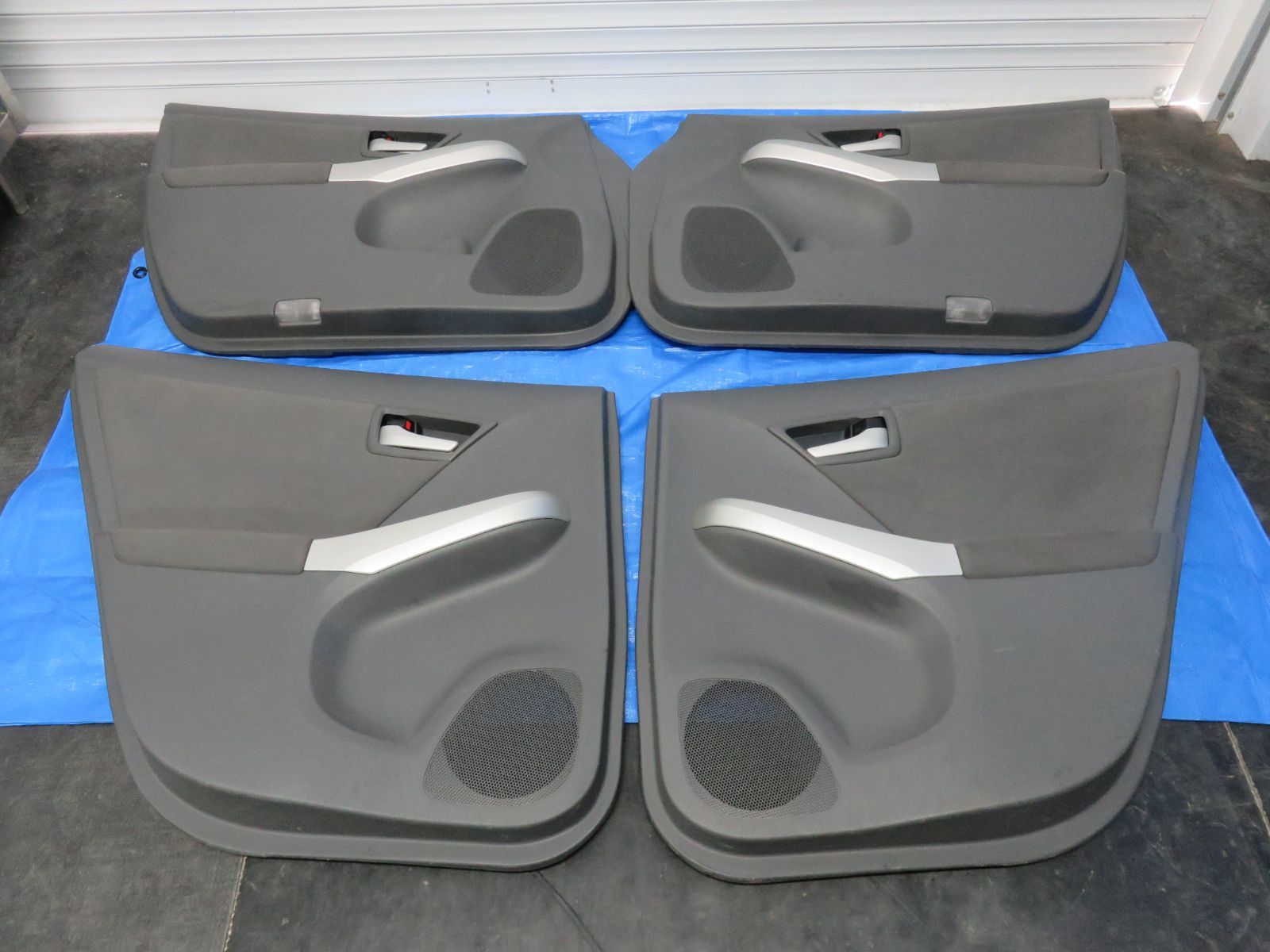 SFC2581 プリウス30系 ZVW30 ZVW35 前期 純正フロント リア ドアトリム 内張り パワーウインドウスイッチ 左右 前後４枚 左 右側 リア 後