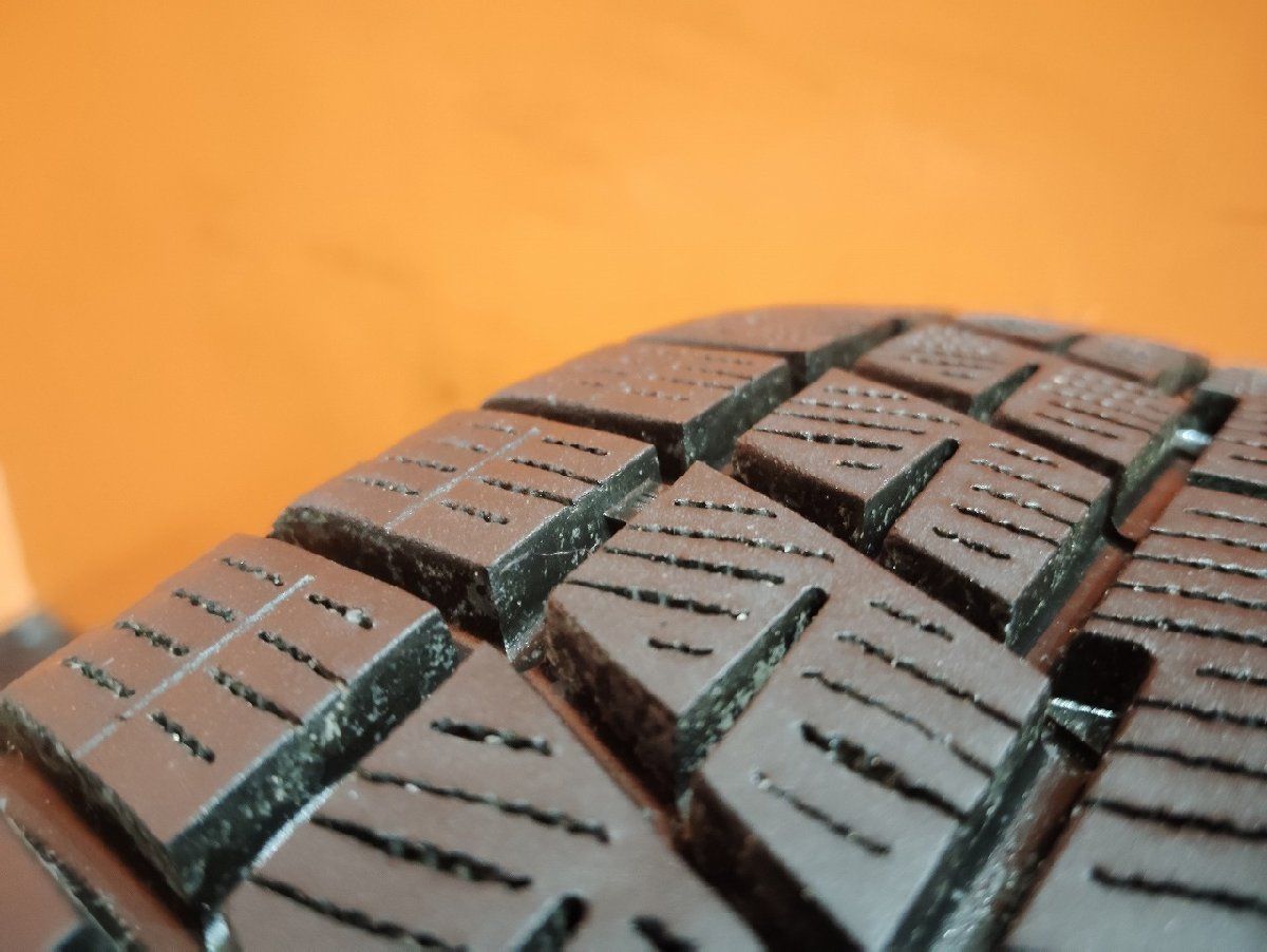 ☆195/80R15 107/105N LT TOYO/DELVEX 935 22年製 スタッドレス 4本