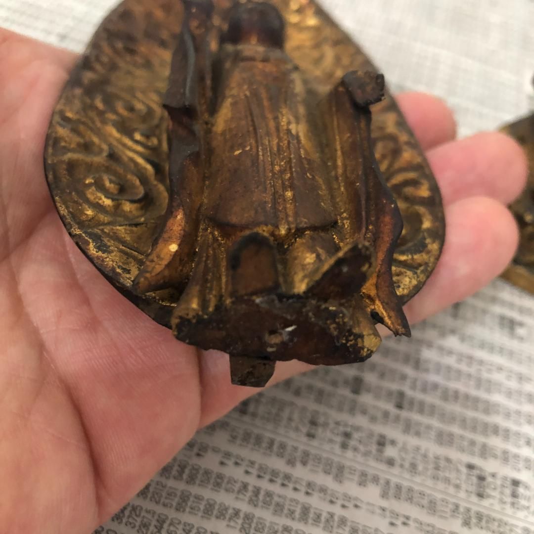 阿弥陀如来像 木像 高さ22.5cm 重さ78g 時代物　＃739 阿弥陀如来像 木像 高さ22.5cm 重さ78g 時代物 ＃739 - メルカリ