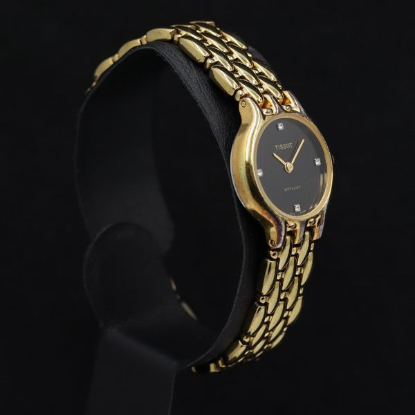 【 新品同様 】 ティソ 　ブラック文字盤　スクエア　　レディース腕時計 新品同様 】 ティソ ブラック文字盤 スクエア レディース腕時計