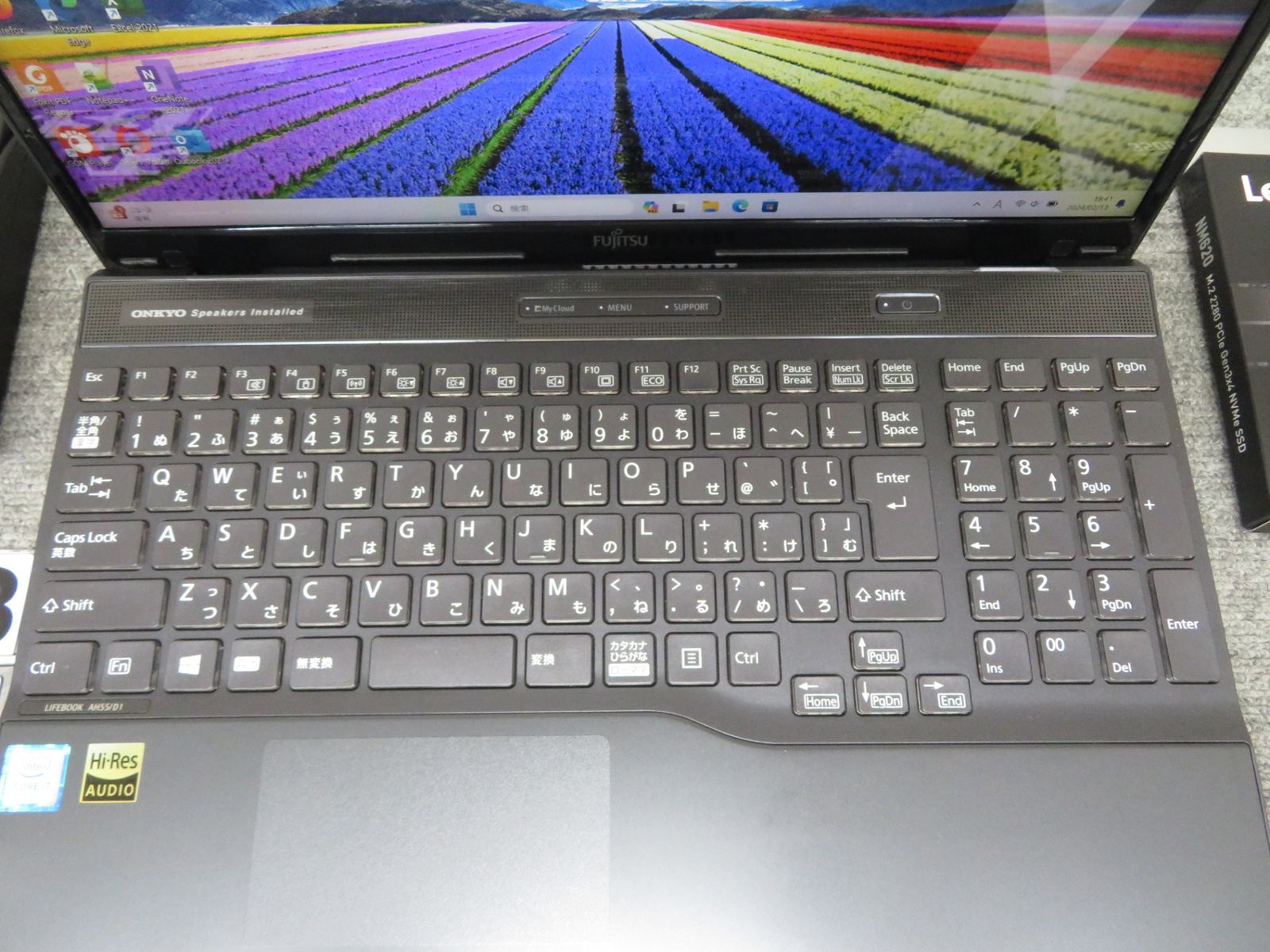 第8世代・i7】 FUJITSU LIFEBOOK AH55/D1 / 高性能 Core i7-8565U