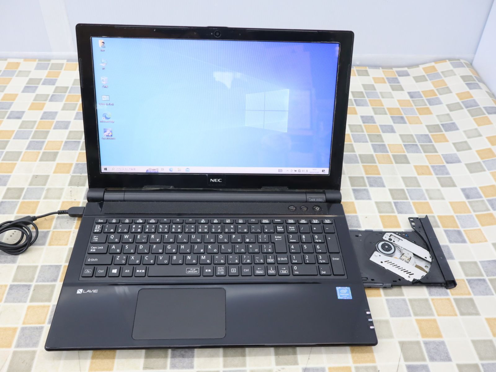 NEC LAVIE 15.6型 1TB HDD 8GBメモリノートPC - メルカリ