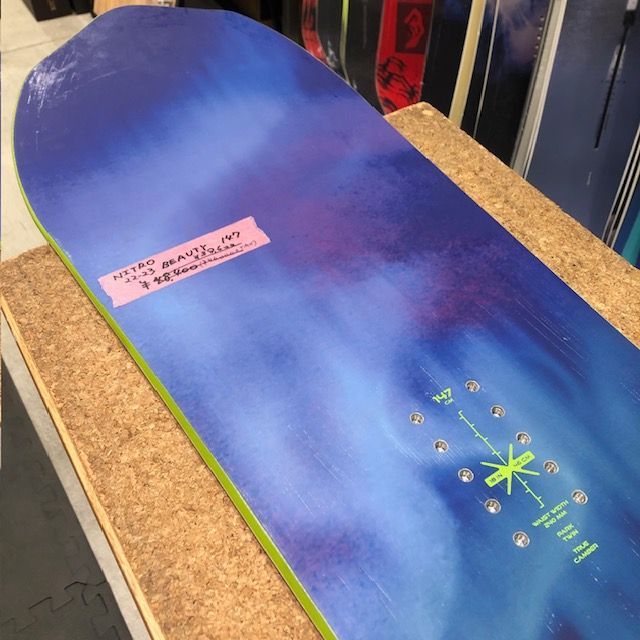 ムラスポ公式】NITRO BEAUTY 147cm スノーボード 中古品（USED