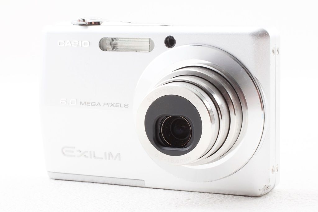 美品【動作品】CASIO カシオ EXILIM EX-Z600 レトロコンデジ 美品【動作確認済】CASIO カシオ EXILIM EX-Z600 レトロカメラ