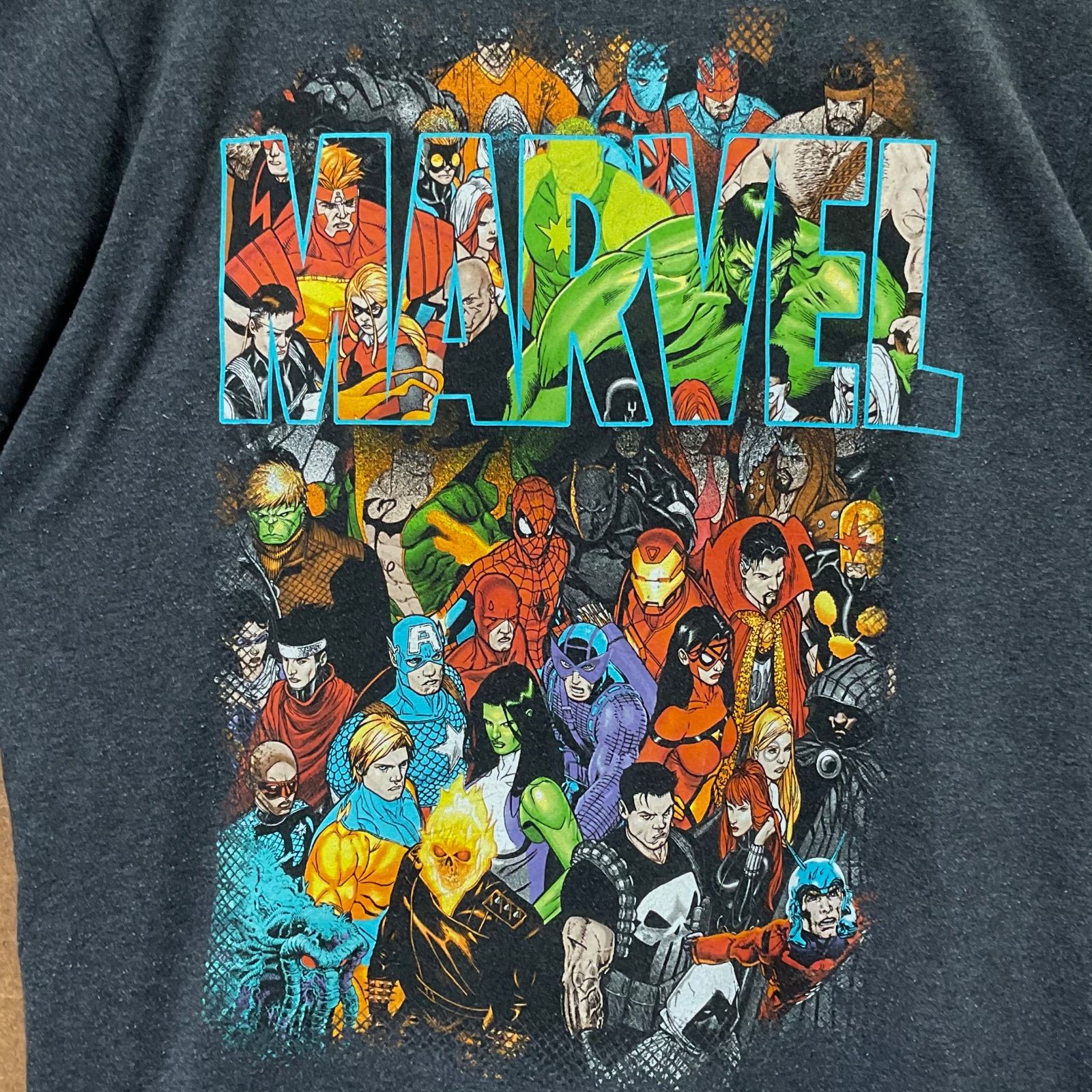 US古着 マーベルMARVEL キャラクタープリント アメコミ半袖tシャツ灰色