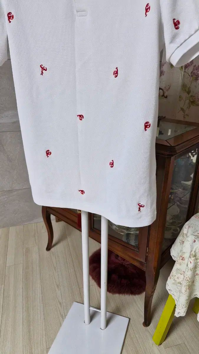 100