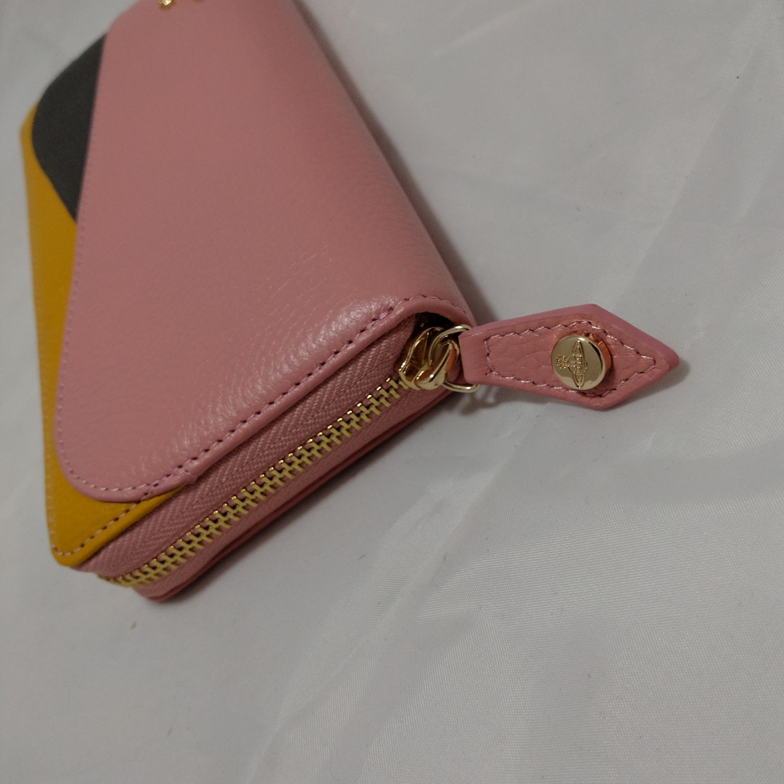 新品未使用】Vivienne Westwood長財布 55VV357 PINK - メルカリ