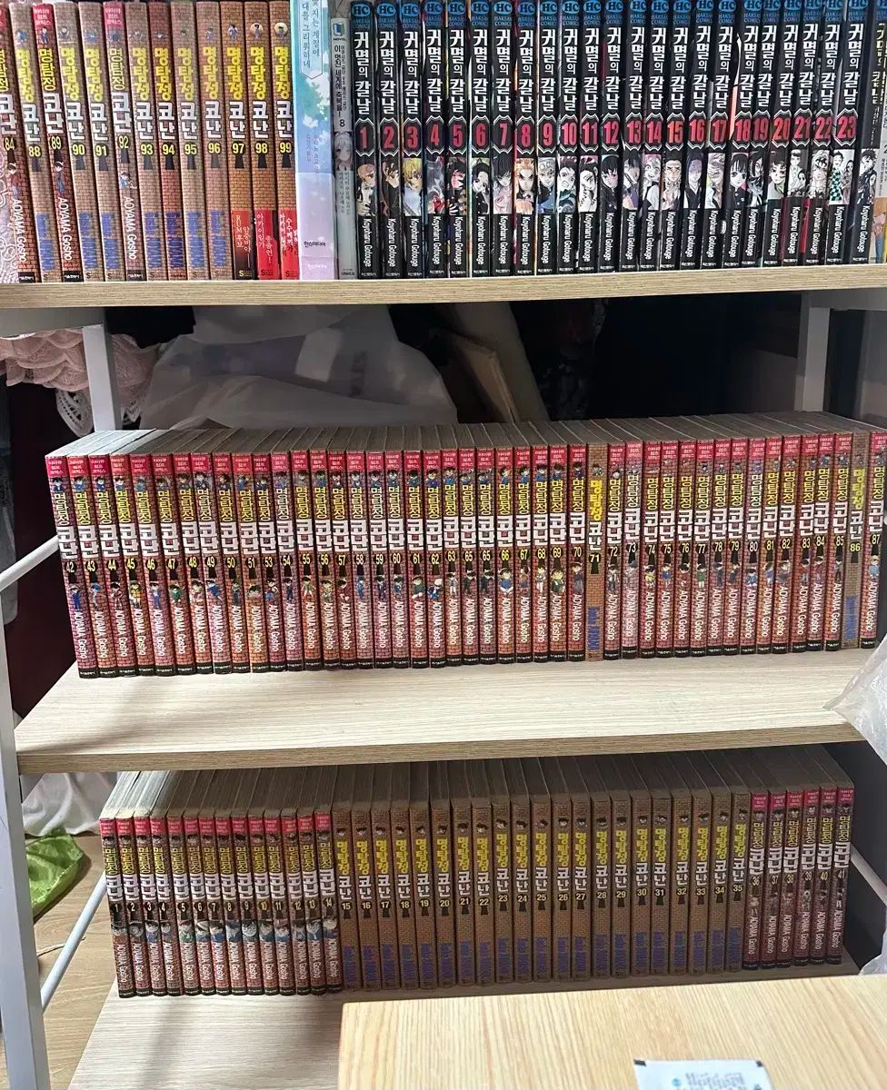名探偵 名探偵コナン コミックブック ( 1 99 巻。) まとめ売り
