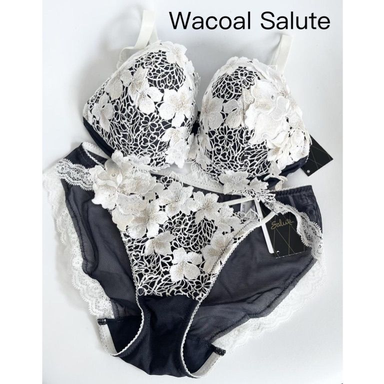 ☆【新品】 Wacoal Salute ワコールサルート ブラジャー