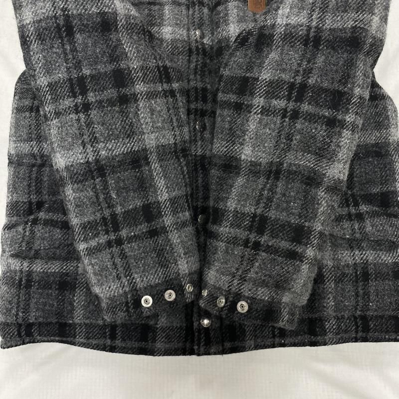 A BATHING APE ダウンジャケット チェック A BATHING APE アベイシングエイプ BAPE ベイプ チェック ダウン