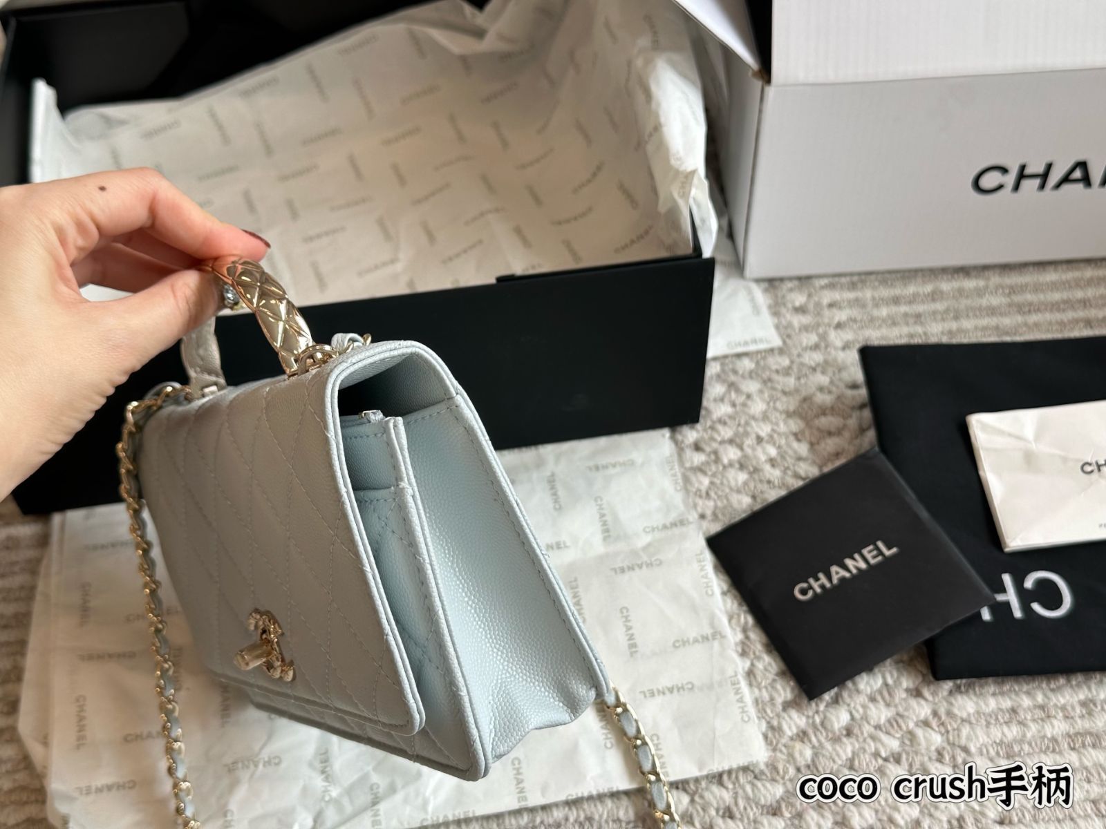 今日特価】Chanel 25SS Coco Crush Metal Handle WOC - シャネル