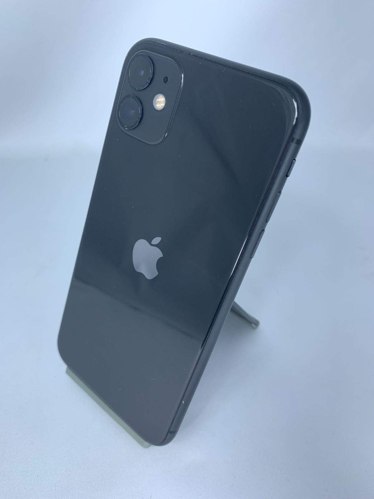 iPhone 11 64GB ブラック simロック解除済