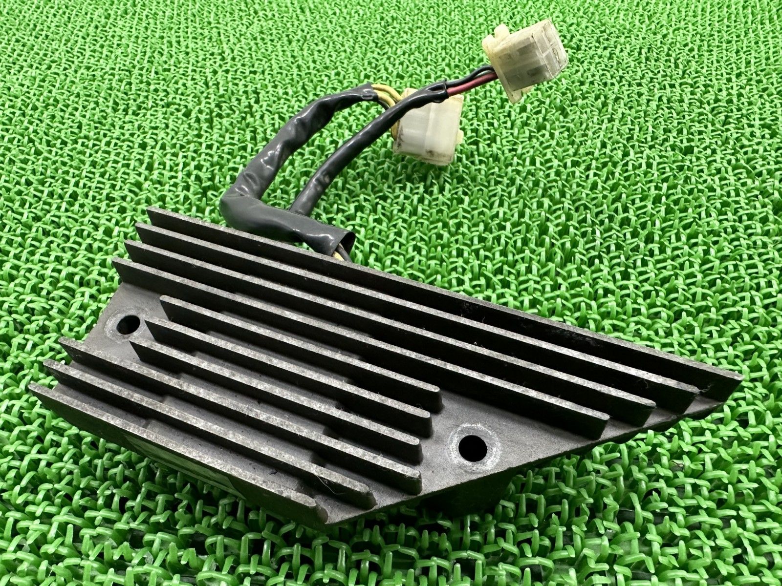 CBX650SC レギュレター ホンダ 純正 中古 バイク 部品 RC13 CB700SC