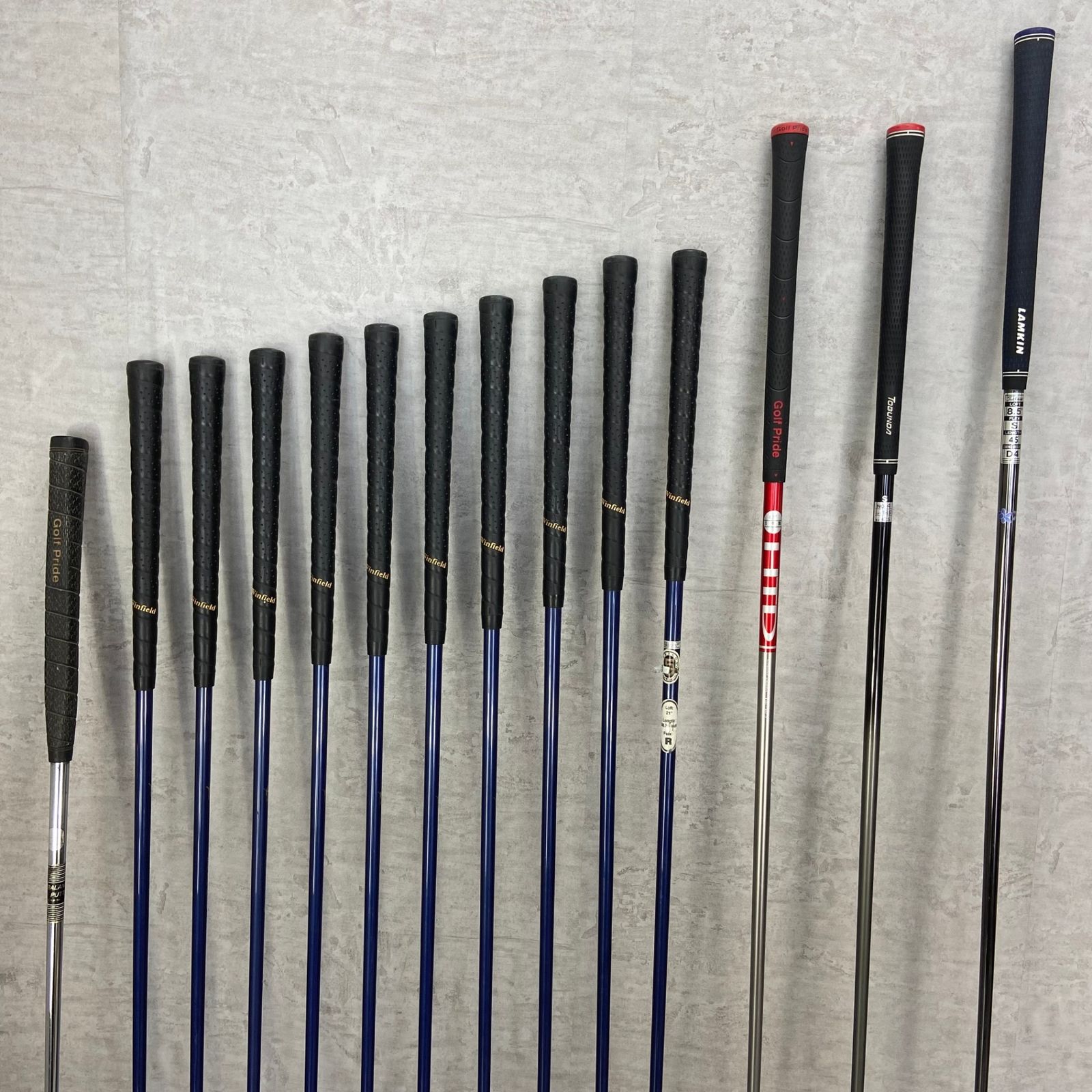 Titleist　タイトリスト TOBUNDA　トブンダ　メンズゴルフ14本セット　カーボン　右利き用　キャディバッグ　初心者おすすめ　入門用