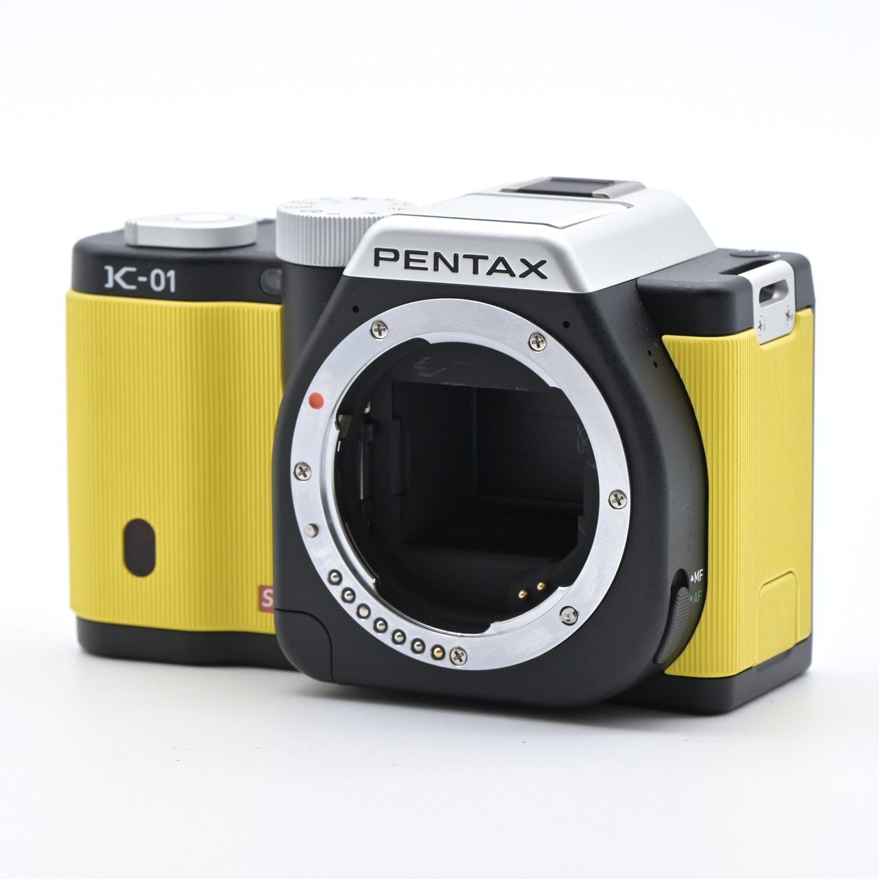 PENTAX K-01 レンズキット 黄色ペンタックス PENTAX K-01 ズームレンズ