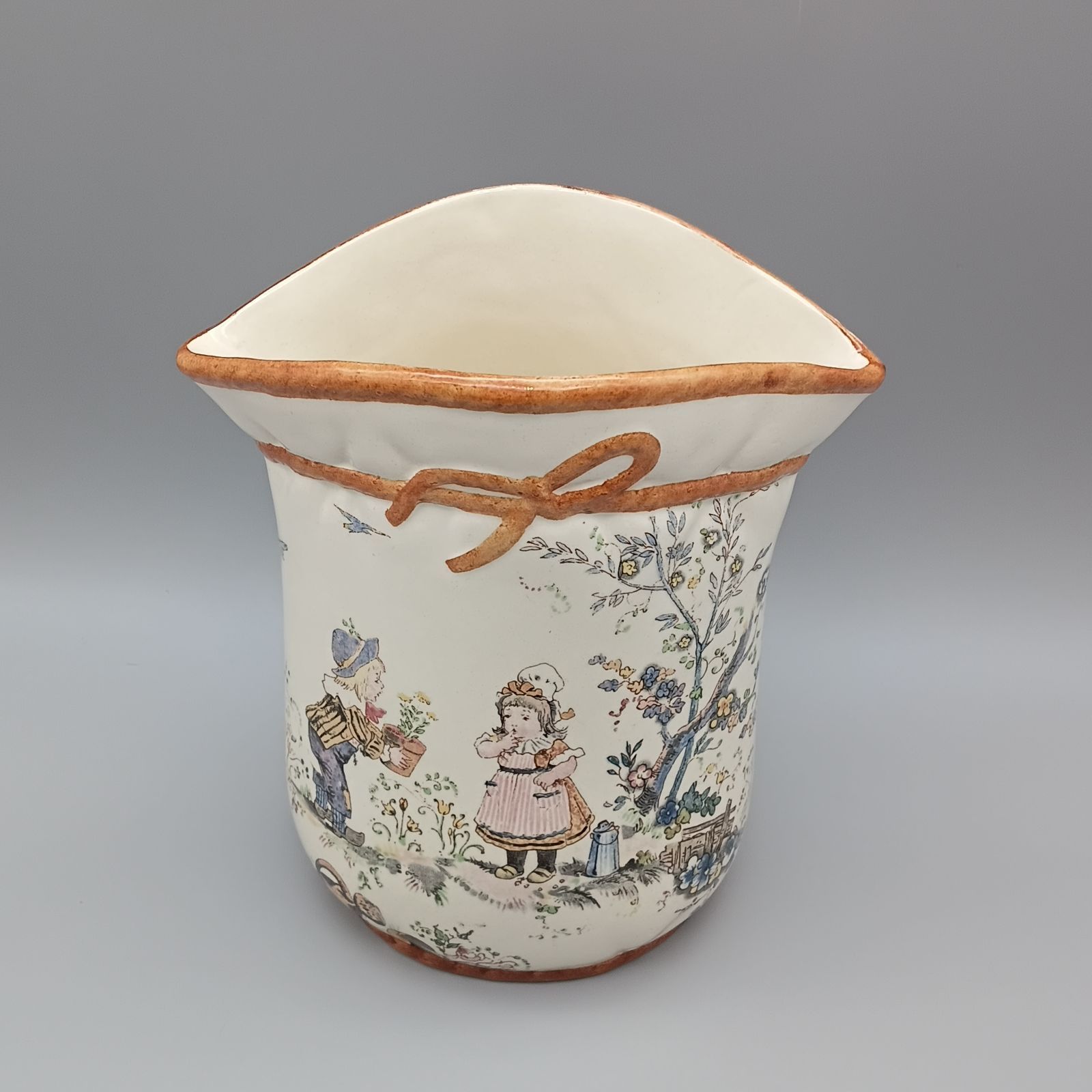 サルグミンヌ 花瓶 フラワーベース コレクション 1875-1900年代頃 花瓶