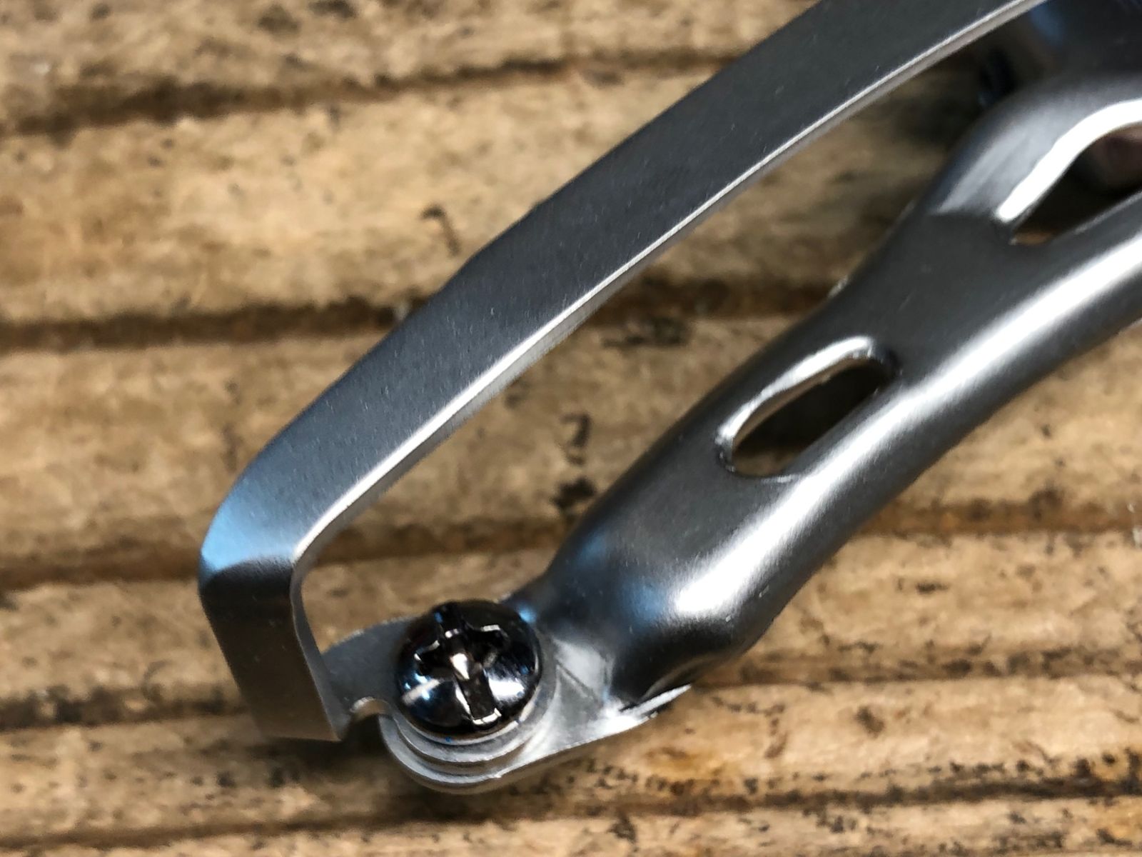 フロントディレイラー