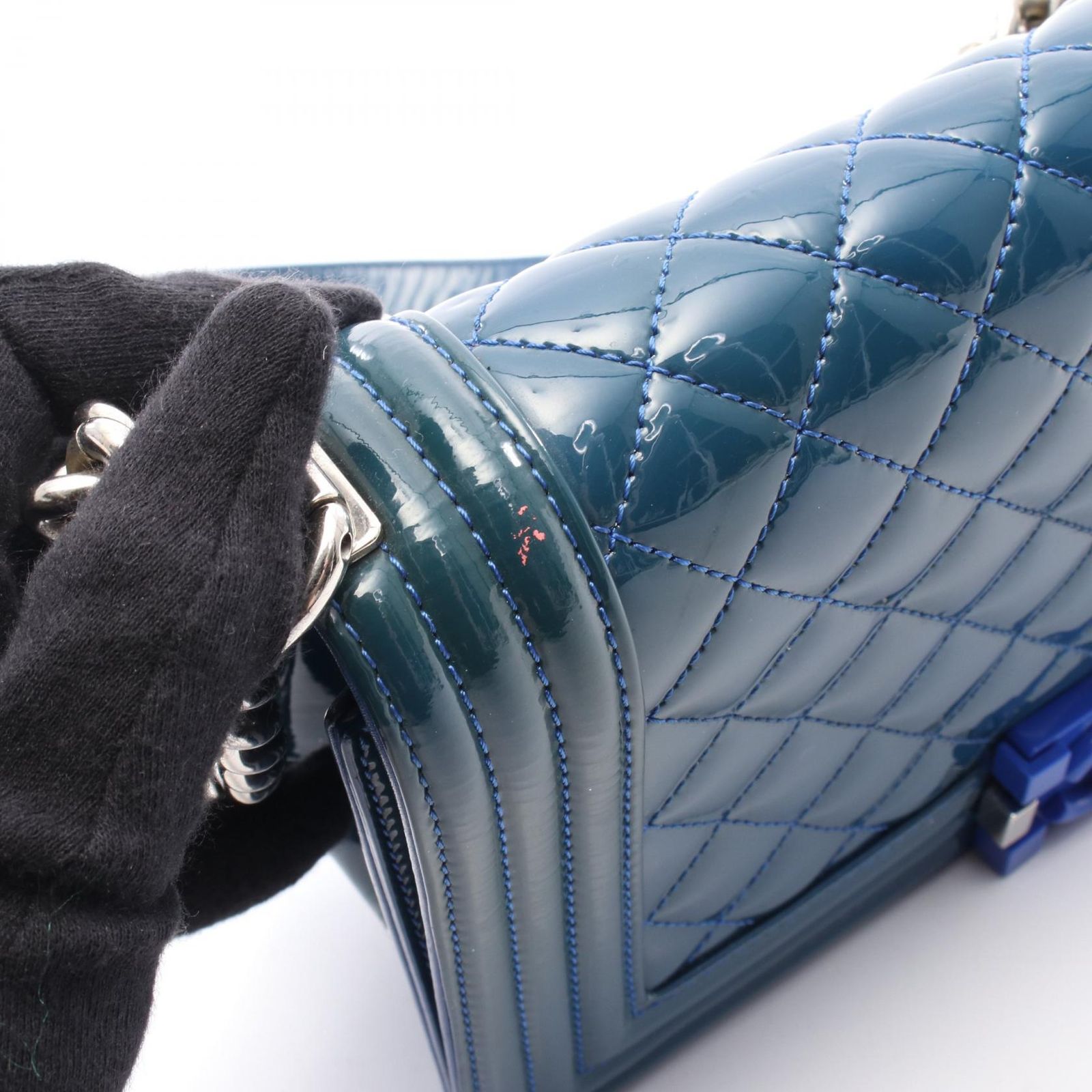 CHANEL シャネル