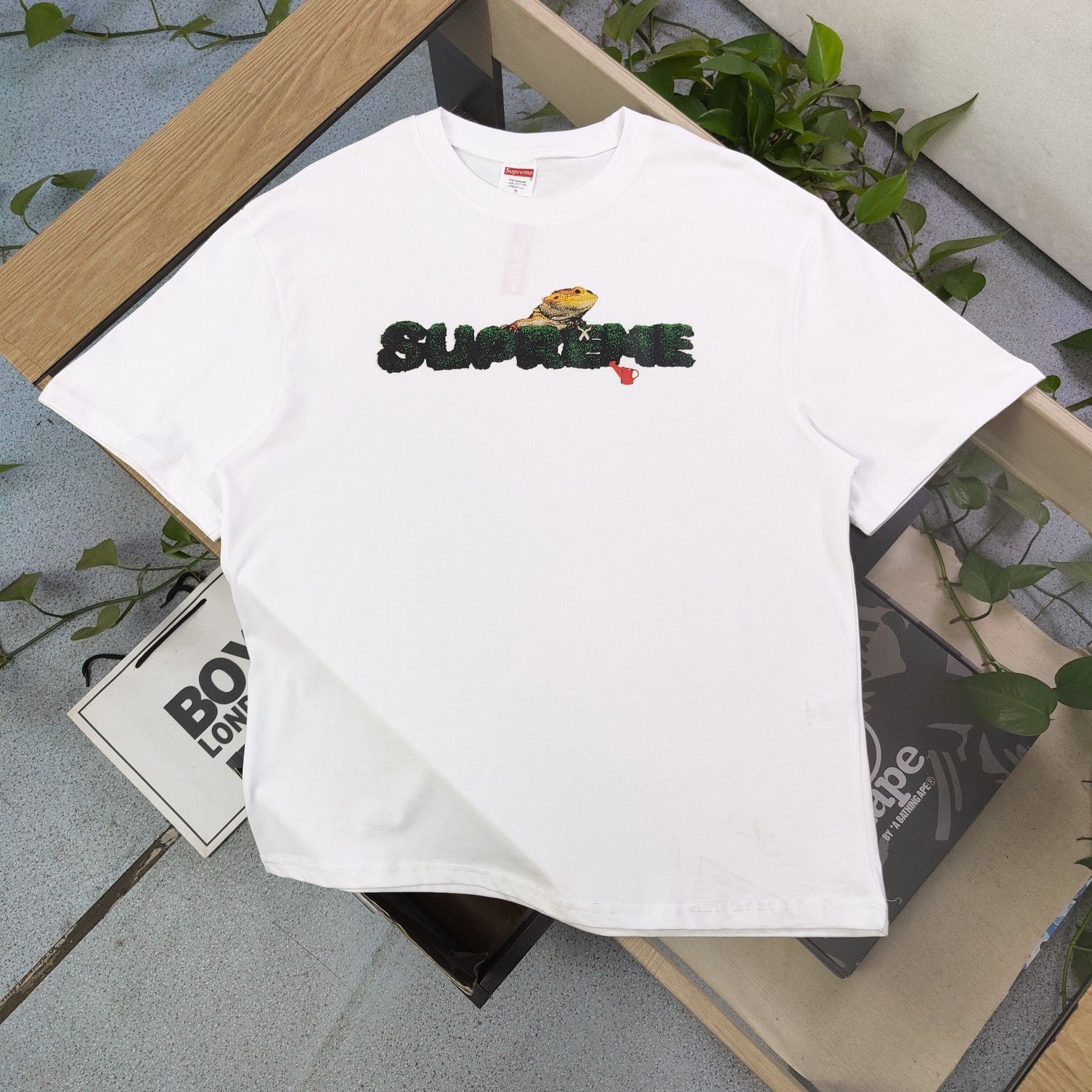 男女兼用 Supreme  アルファベットロゴプリントカジュアルカップルゆったり半袖Tシャツです