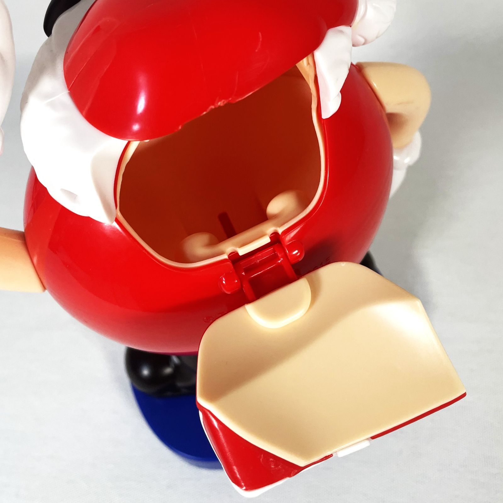 M&M Christmas Santa Candy Dispenser エムアンドエムズ