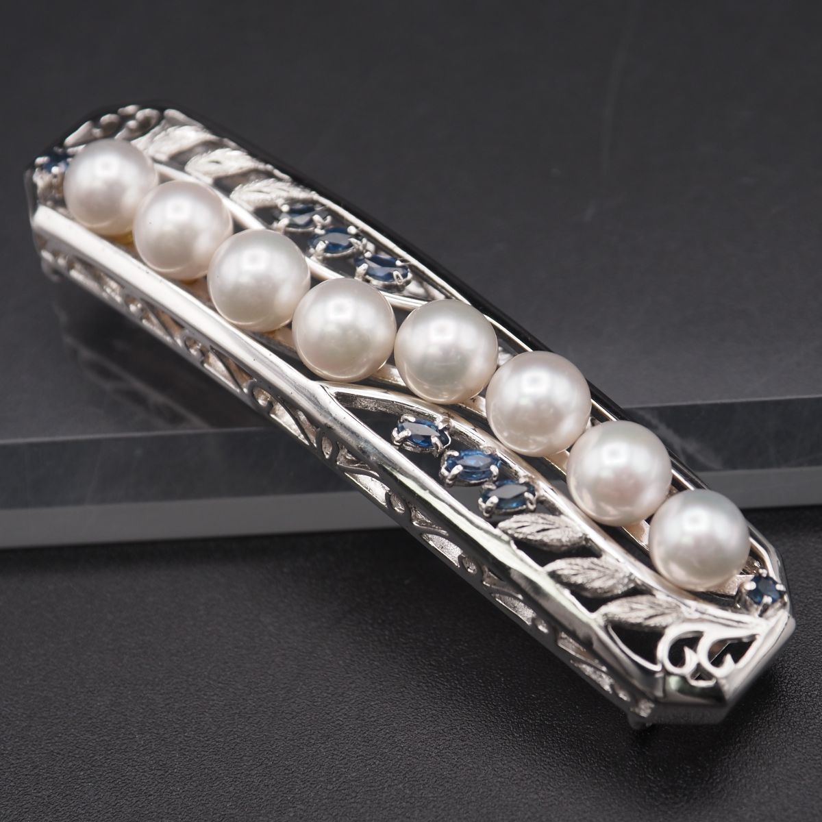 G750 本真珠 6.8-7.2mm珠 パール サファイア? ブルースピネル? 帯留め リーフ デザイン シルバー 和装小物 6月誕生石