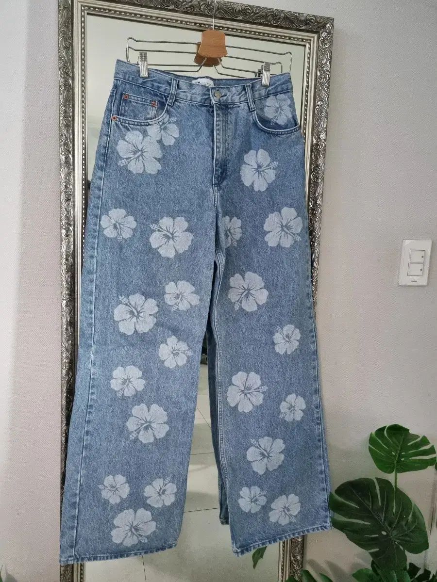 ZARA ザラ フラワー ワイド デニム 30