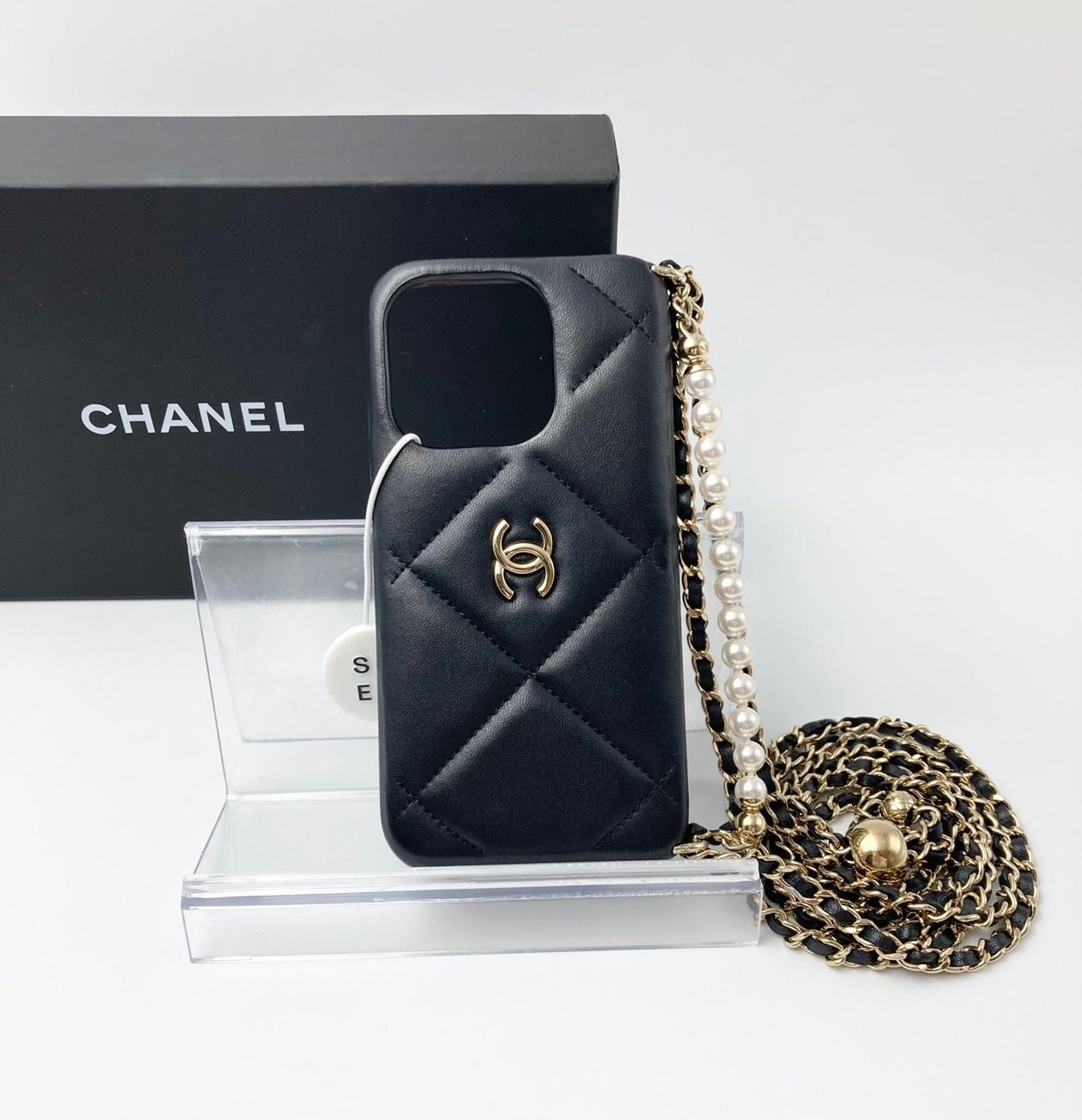 CHANEL シャネル マトラッセ ココマーク パールチェーン iPhone15Pro