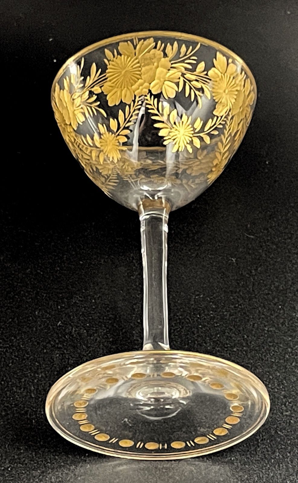 希少】モーゼル風 豪華金彩 花文様 リキュールグラス 繊細な花の金彩が