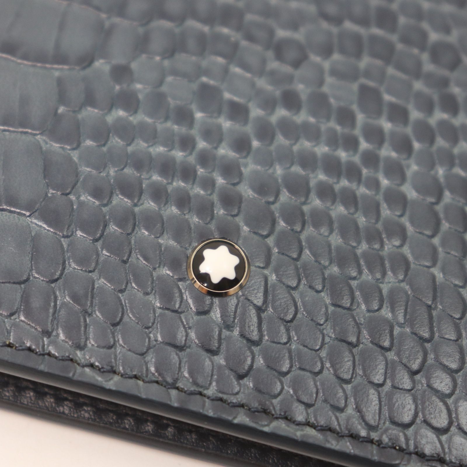 【美品✨】 MONTBLANC 二つ折り財布 クロコ 型押し カードケース 茶 ITNQP1TJMFGG MONTBLANC モンブラン 二つ折り財布 ブルー系
