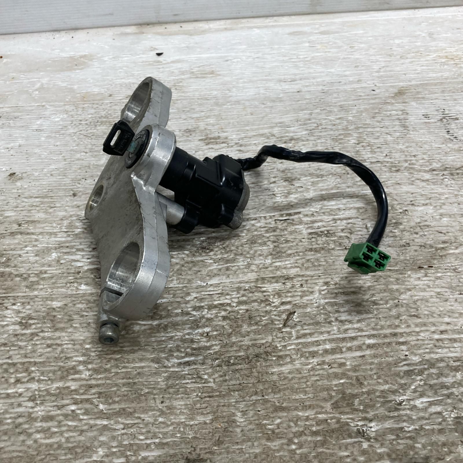 SUZUKI GSX-R400 GK73A トップブリッジ スイッチ付 スズキ BRIGHTFACE_UK