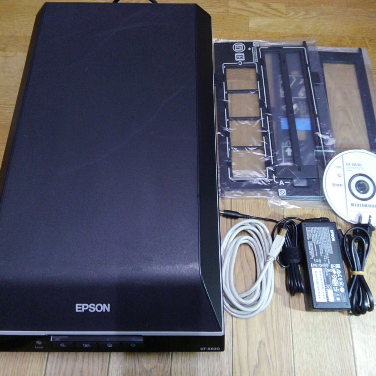 EPSON GT-X830 フィルムスキャナ フラットヘッドスキャナ 【公式通販】