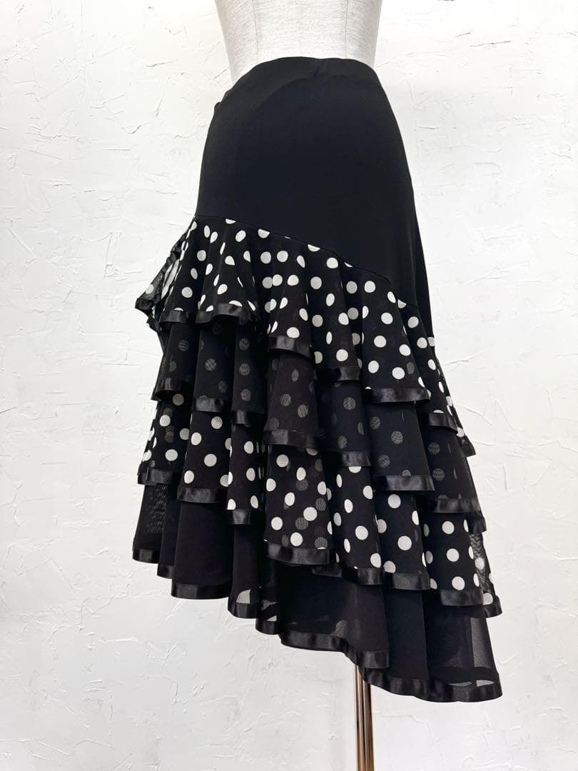 水玉】新品 段々フリル 裾サテンテープ ラテンスカート黒白m210