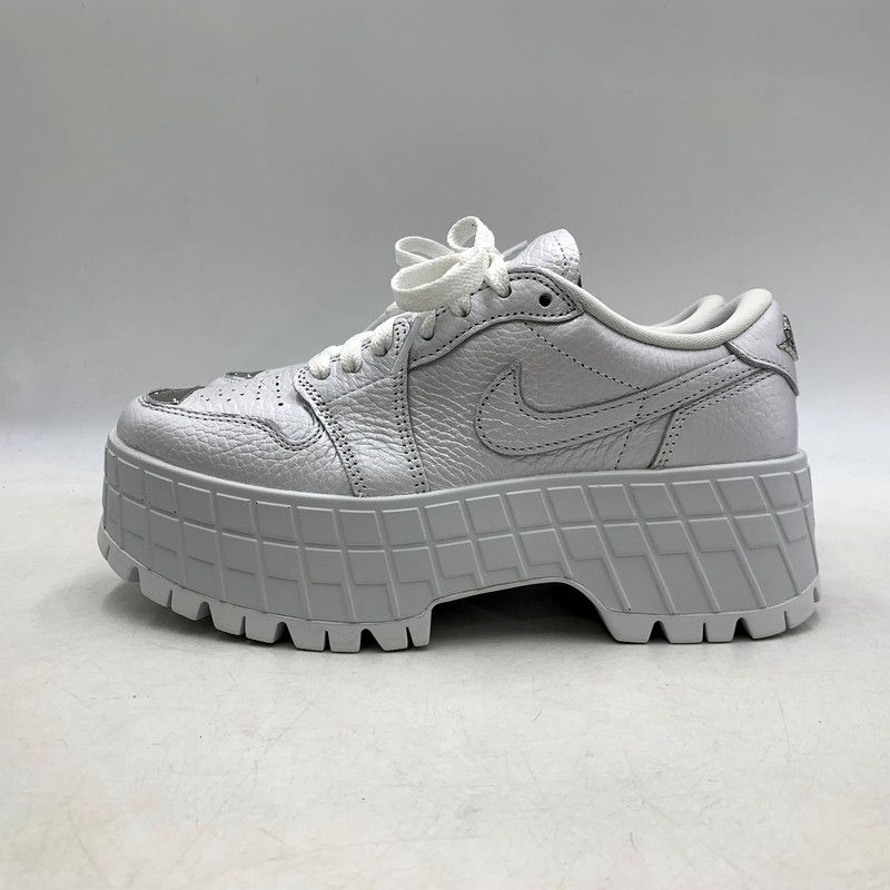中古美品】NIKE ナイキ HF3184-100 WOMEN'S AIR JORDAN 1