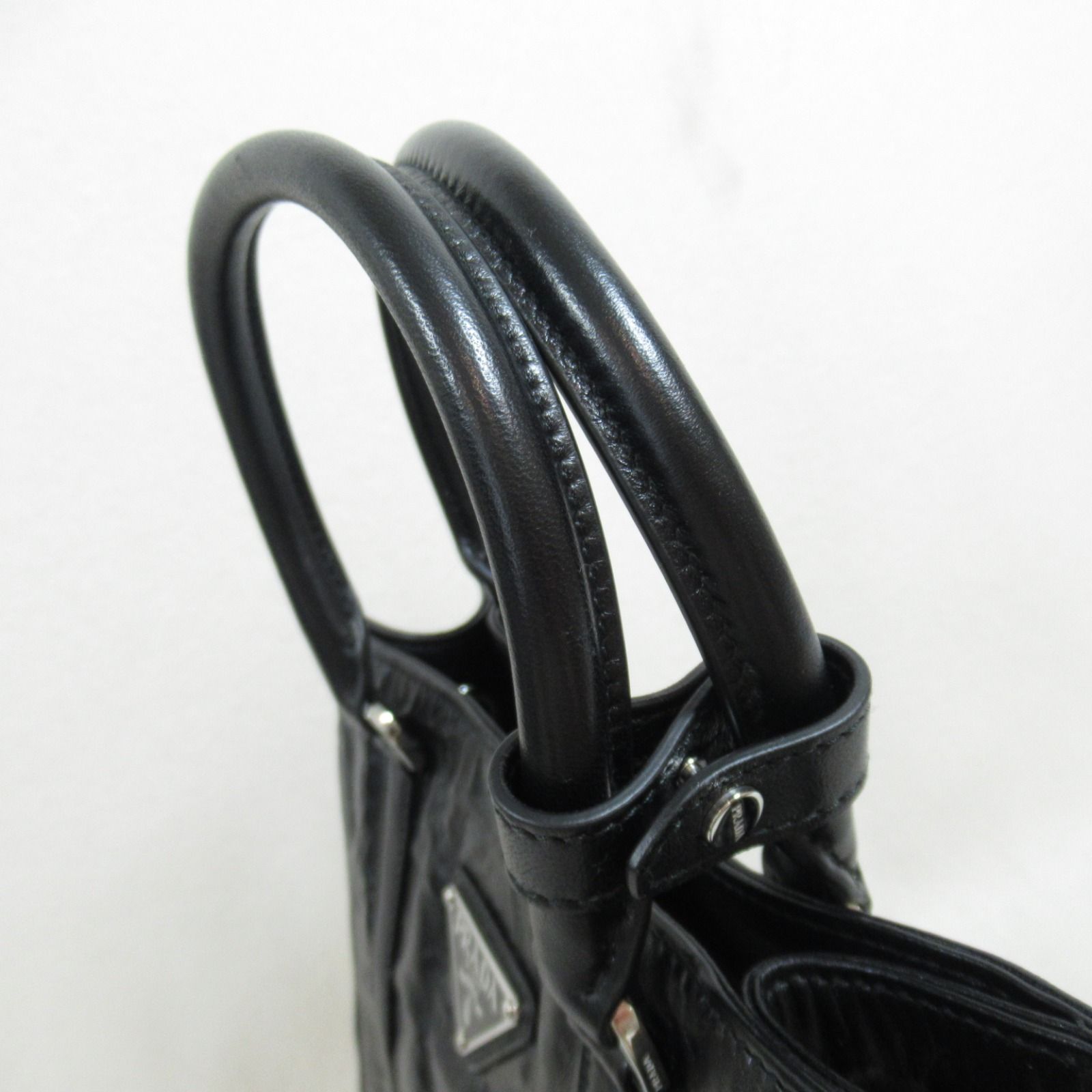 ★送料込★PRADA ナッパアンティーク ハンドバッグ 2WAY PRADA [中古] プラダ ナッパゴーフル 2WAY ハンドバッグ 1BA172