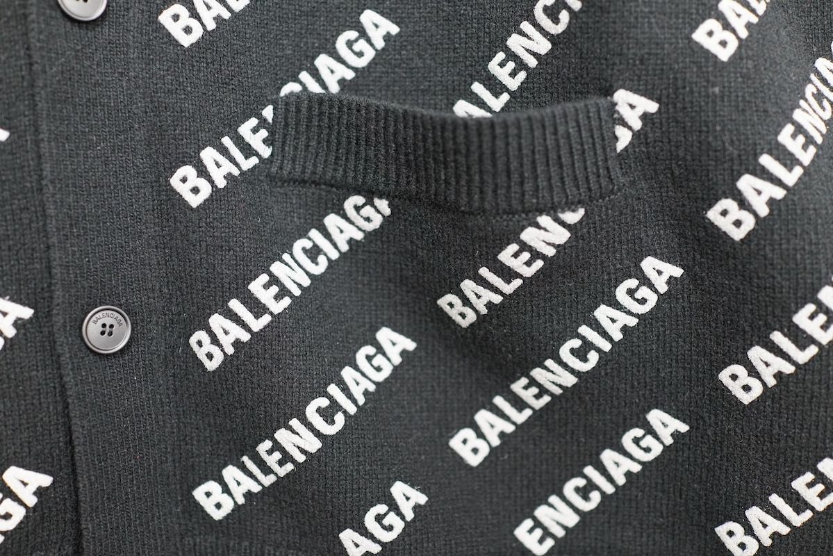 BALENCIAGA ALL OVERLOGO cardigan バレンシアガ オールオーバー