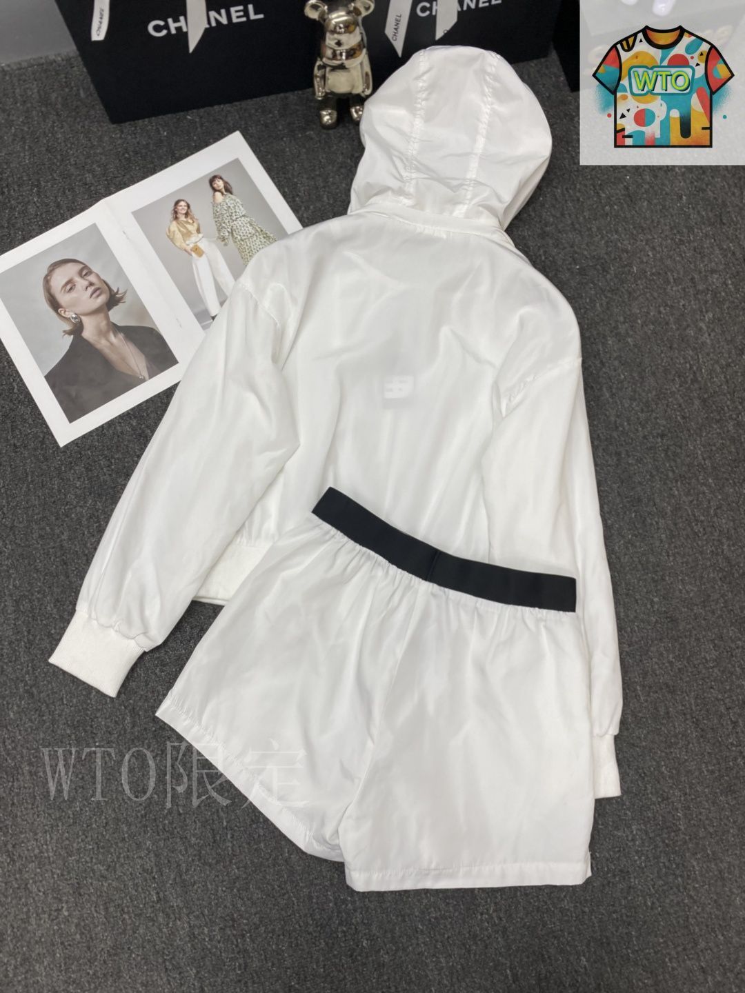 今日WTO】Prada ナイロン サンケア 2 ピースセット-XE39 - メルカリ