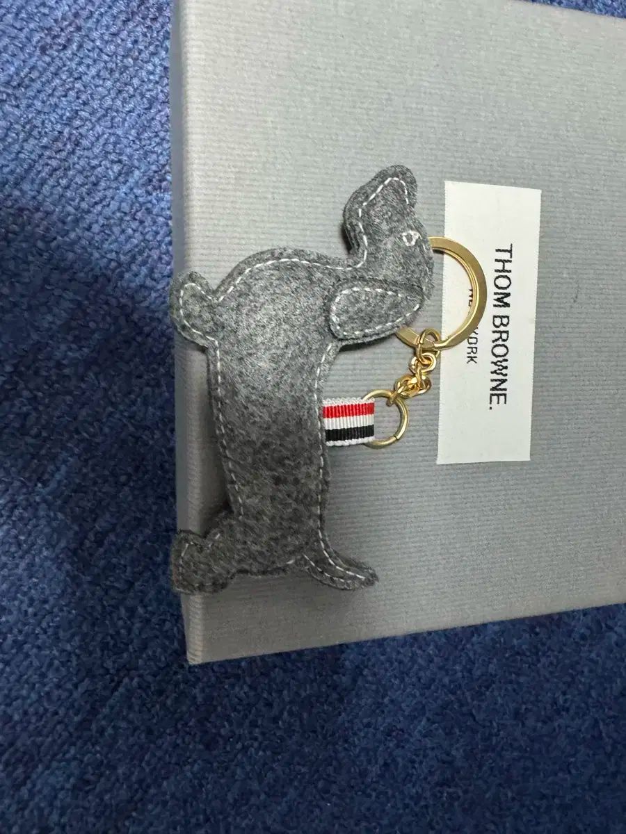  トム ブラウン ソンス洞 ポップアップ フェルト キーホルダー 犬 象 キーホルダー キーリング 小物